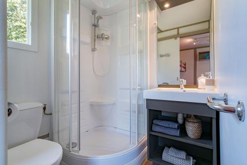 Camping Sandaya Les Peneyrals - Chalet Castelnaud 2 bedrooms *** - Photo 6