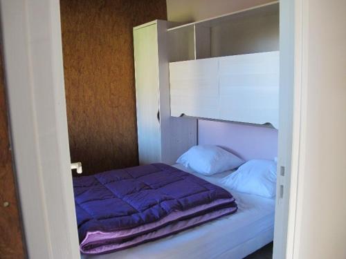 Camping Les Bruyères - Our chalets - Photo 9