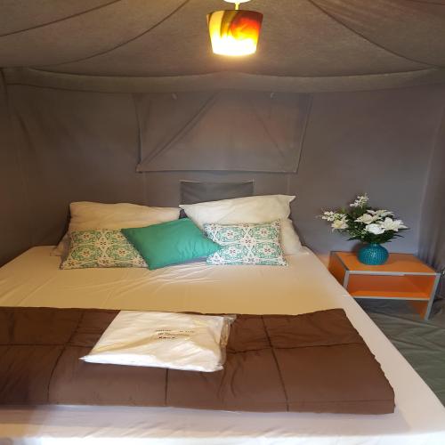 Camping des Halles - Canvas bungalow (without toilet block) - Photo 4