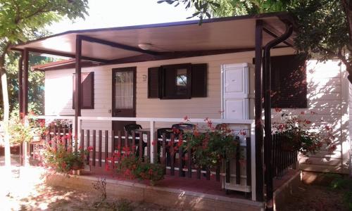 International Camping Torre di Cerrano - casa mobile trilocale da 4 posti - Photo 1