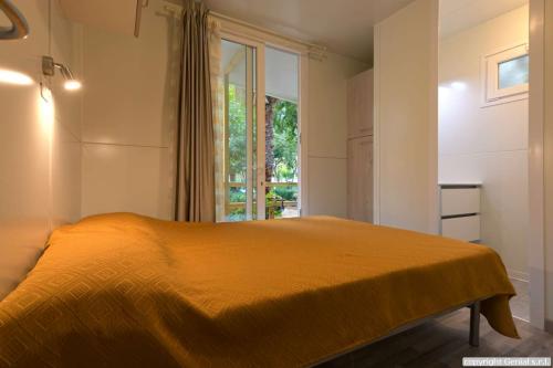 International Camping Torre di Cerrano - Mobile-home 6 persons - Photo 1