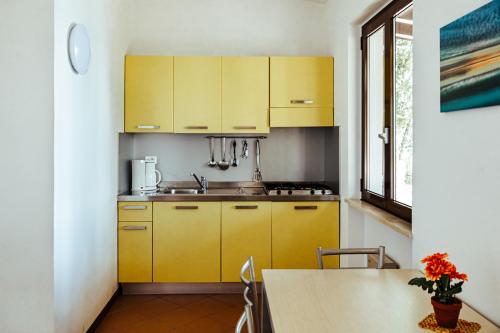 Camping Zocco-Garda Lake - Cottage Three-rooms - Photo 3