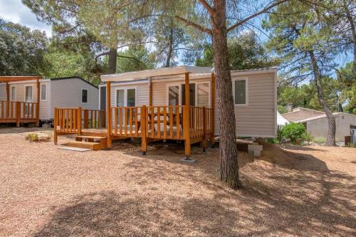 Camping La Pinède en Provence - ORIGAN - Photo 1
