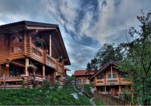 Kamp Koren - Wooden chalets - Photo 3