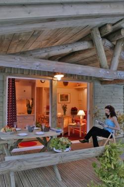 Camping Les Cerisiers du Jaur - Chalet Griotte 30m² 2 bedrooms - Photo 1