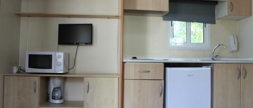 Camping Los Escullos - Mobile home - Photo 5