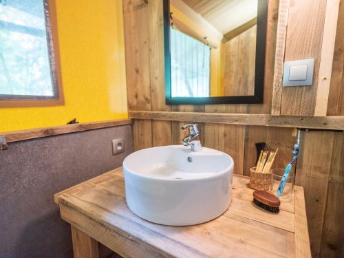 Camping du Buisson - Lodge Safari XL - 50 m² - 2 bedrooms - Photo 7