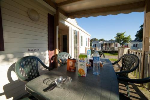 Camping Les Alizés - Mobile-home GRAND CONFORT 32m² - 3 bedrooms - Photo 3