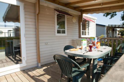 Camping Les Alizés - Mobile-home GRAND CONFORT 29m² - 3 bedrooms - Photo 2