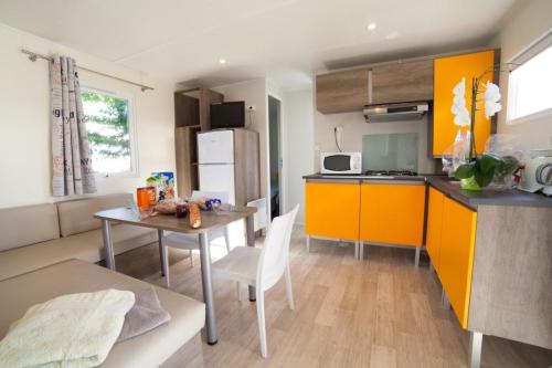 Camping Les Alizés - Mobile-home PRESTA + 32m² - 3 bedrooms - Photo 3
