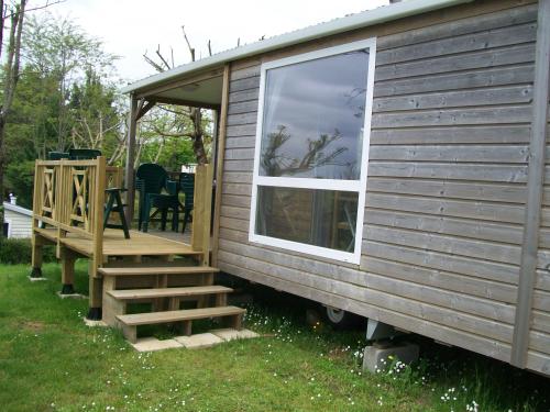 CAMPING LA BASTIDE - Mobilhome 2 bedrooms with commodities + Terrace 10m² - Photo 6