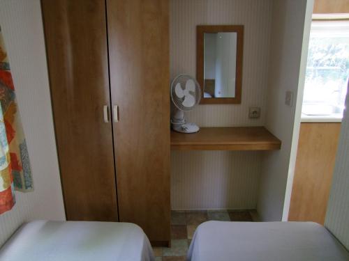 CAMPING LA BASTIDE - MOBILE HOME BAMBI 15 m² (2 bedrooms - without toilet blocks) - Photo 2