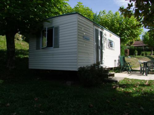 CAMPING LA BASTIDE - MOBILE HOME BAMBI 15 m² (2 bedrooms - without toilet blocks) - Photo 8