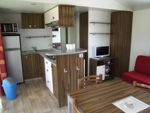 CAMPING LA BASTIDE - Mobile home APOLLON RIVIERA 40 m² (3 bedrooms - 2 bathrooms) - covered terrace of 18 m² - Photo 3