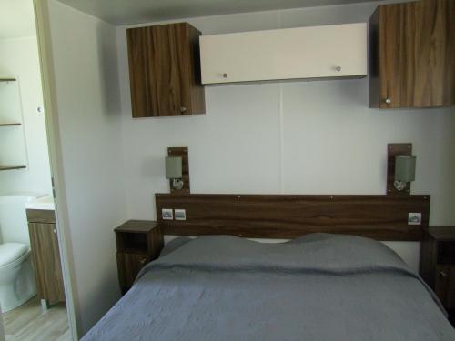 CAMPING LA BASTIDE - Mobile home APOLLON RIVIERA 40 m² (3 bedrooms - 2 bathrooms) - covered terrace of 18 m² - Photo 5