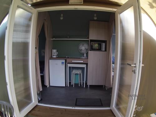 CAMPING LA BASTIDE - COCO SWEET 16.75 m² (2 bedrooms - without toilet blocks) - Photo 2