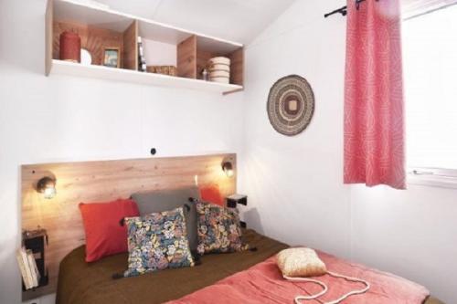 Camping Brin d'Amour - MOBIL-HOME VENEZIA, 2 bedrooms, TV + PLANCHA - Photo 6