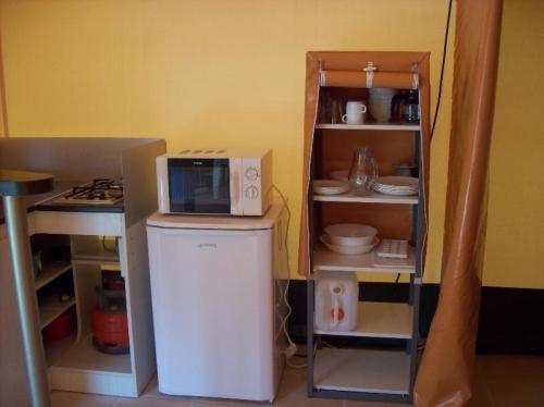 Camping Brin d'Amour - BUNGALOW PAGAN - Photo 2