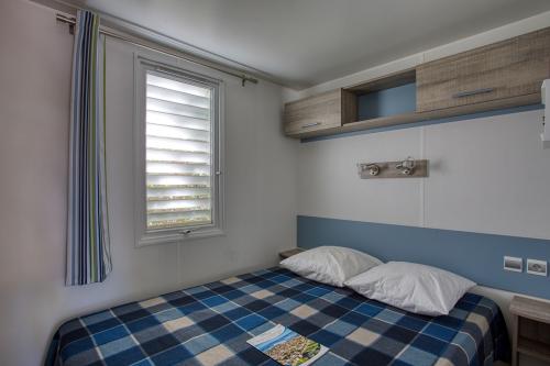 Camping Brin d'Amour - Mobile-home ASTRIA - 1 bedroom - Photo 5