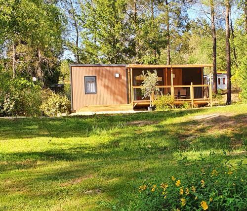 Sites et Paysages Domaine de l'Etang de Bazange - Cottage Premium 3 ch, 2 SDB, TV, clim, lave-vaisselle, jolie vue étang - Photo 4