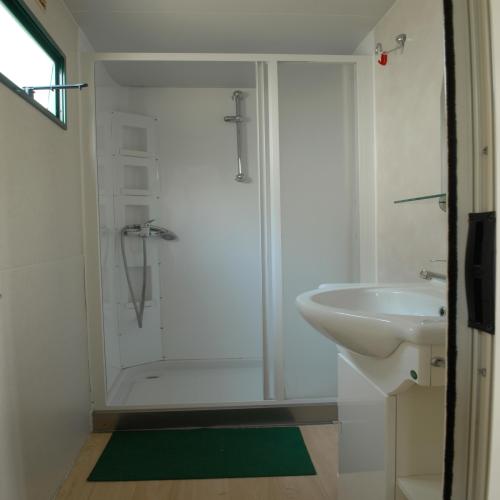 Camping La Rocca - Maxicaravan Rocca (8m x 3m) with air conditioning - Photo 5