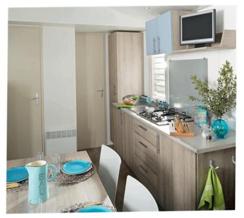Camping La Rocca - Maxicaravan New Rocca (8m x 3m) with air conditioning - Photo 2