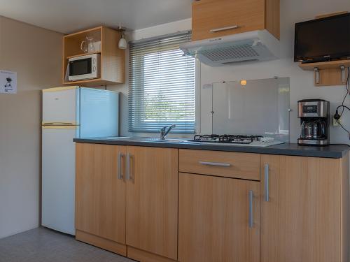 Camping Les 3 Sablières - Mobilhome Famille - 3 bedrooms - 33m² - Photo 3
