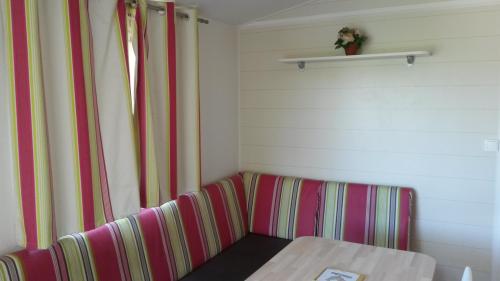 Camping de Vaudois - Mobile home PACIFIQUE - Photo 3