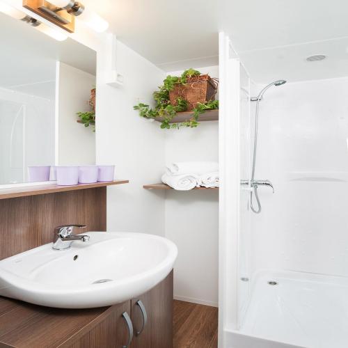 Wellness Seecamping Parth - MobileHome - Pflaume, Kiwi - Photo 8