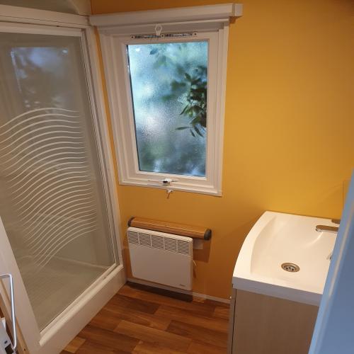 Camping Le Domaine des Floralies - Mobil Home Iris 4pers - pas d'animaux - Disponible à partir de 17h - Photo 8