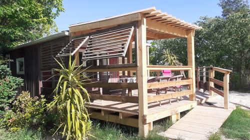 Camping Le Domaine des Floralies - Mobil Home 'ROCHER' 4 personnes - Disponible à partir de 17h - Photo 1