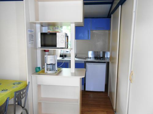 Camping Le Domaine des Floralies - Chalet Morea - Photo 2