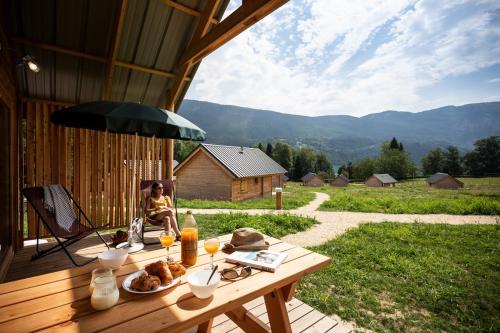 Huttopia Lac d’Aiguebelette - Chalet Montana - Photo 3