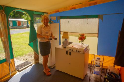 Camping La Draille - Canvas bungalow Bergerac - Photo 3