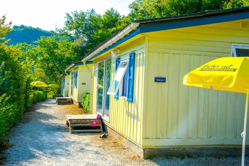 Camping La Draille - Chalet Souillac - Photo 1