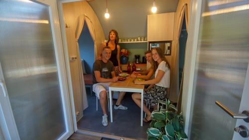 Camping La Draille - Canvas bungalow Le Petit Château - Photo 7