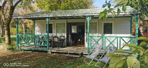 Flower Camping La Venise Verte - Chalet CONFORT 48m² (3 bedrooms) + sheltered terrace + TV - Photo 1
