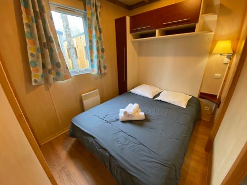 Flower Camping La Venise Verte - Chalet CONFORT 48m² (3 bedrooms) + sheltered terrace + TV - Photo 8