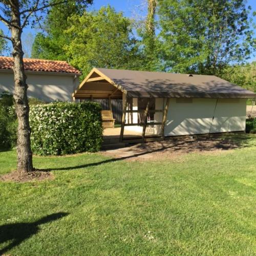 Flower Camping La Venise Verte - Freeflower CONFORT 30m² (2 bedrooms) + sheltered terrace 8m² - No Bathroom - Photo 2