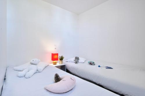 Flower Camping Les Ilates - House COMFORT 31m² (2 bedrooms) + TV + terrace - Photo 7