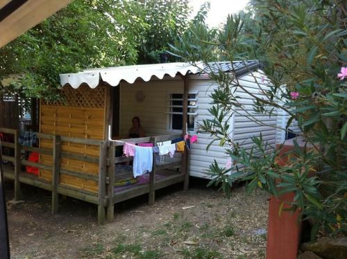Camping Lou Cabasson - Mobilhome le Lavandou - sheltered terrace 10m² (air-conditioning) (Max 2 adults) - Photo 2