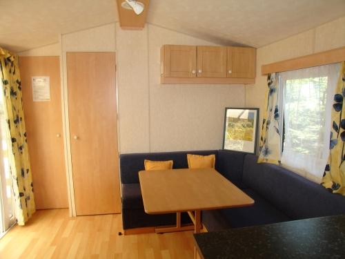 Camping Lou Cabasson - Mobilhome le Cabasson - sheltered terrace 10m² (Max 4 adults) - Photo 1