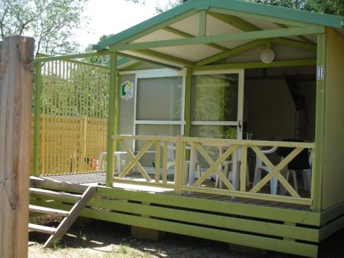 Camping Lou Cabasson - Chalet le Pellegrin - sheltered terrace 10m² (Max 2 adults) - Photo 6