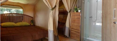 Camping Lou Cabasson - Cap Bénat Lodge (Max 4 adults) - Photo 4