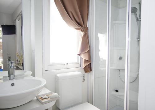 Camping Village Baia Azzurra - Bungalow Trendy D - Photo 7