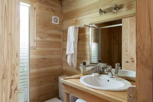 Village Huttopia Senonches - Wood Cabin - Photo 10