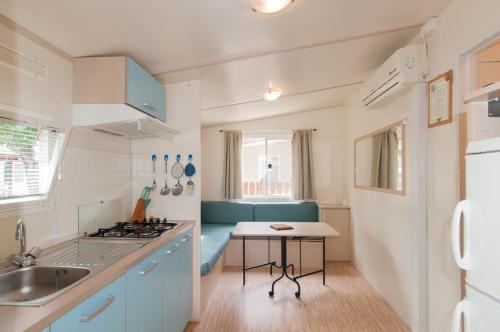 Eurcamping Roseto - Mobilhome Sauvignon Blanc 2 bedrooms + TV + A/C - Photo 4