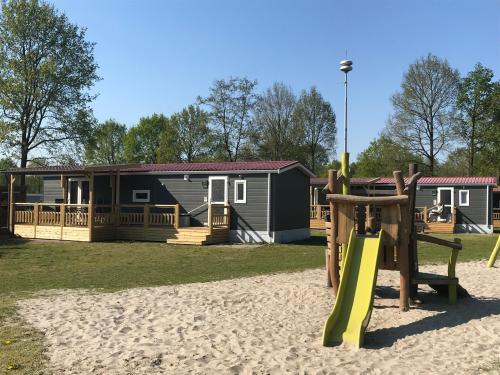 RCN Vakantiepark Zeewolde - Chalet Zuiderzee - Photo 2