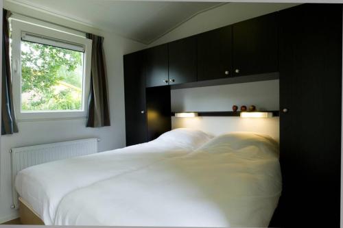 RCN Vakantiepark Zeewolde - Chalet Zuiderzee - Photo 5