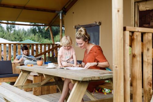 RCN Vakantiepark Zeewolde - Safari Tent Woody - Photo 2
